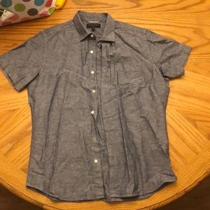 Short sleeve button up